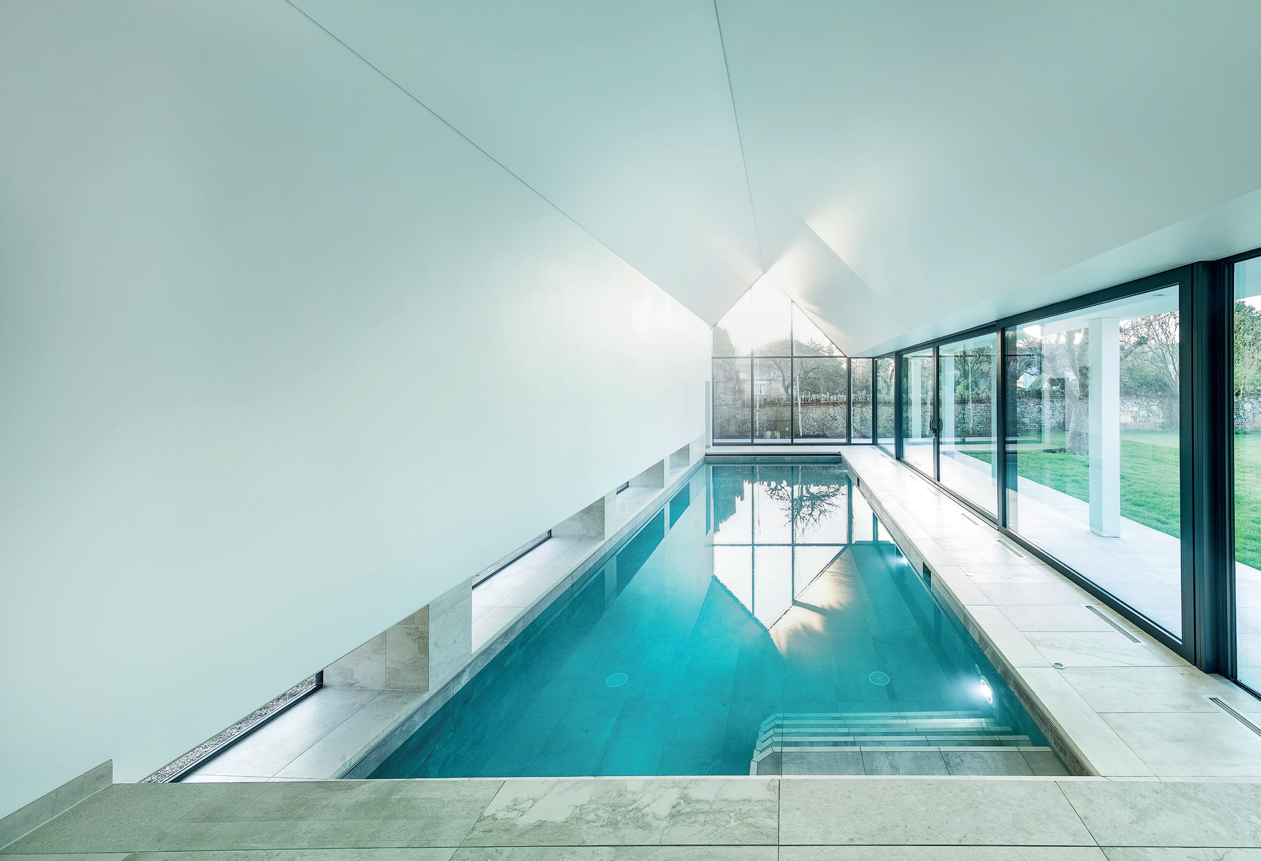 LIGHT FANTASTIC | Pool and Spa Scene